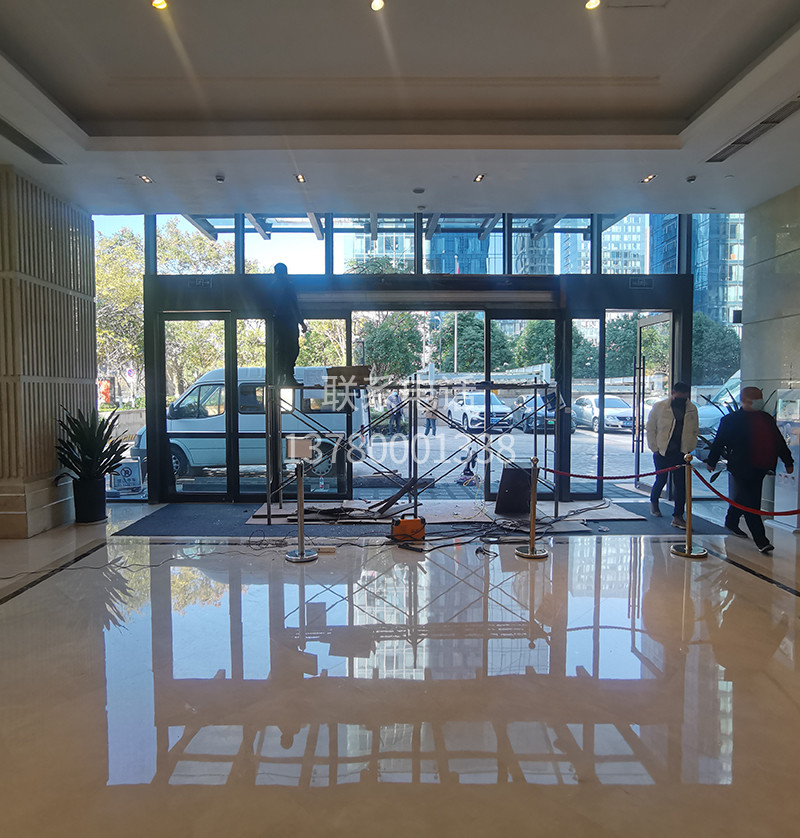 金融硅谷自動(dòng)門安裝